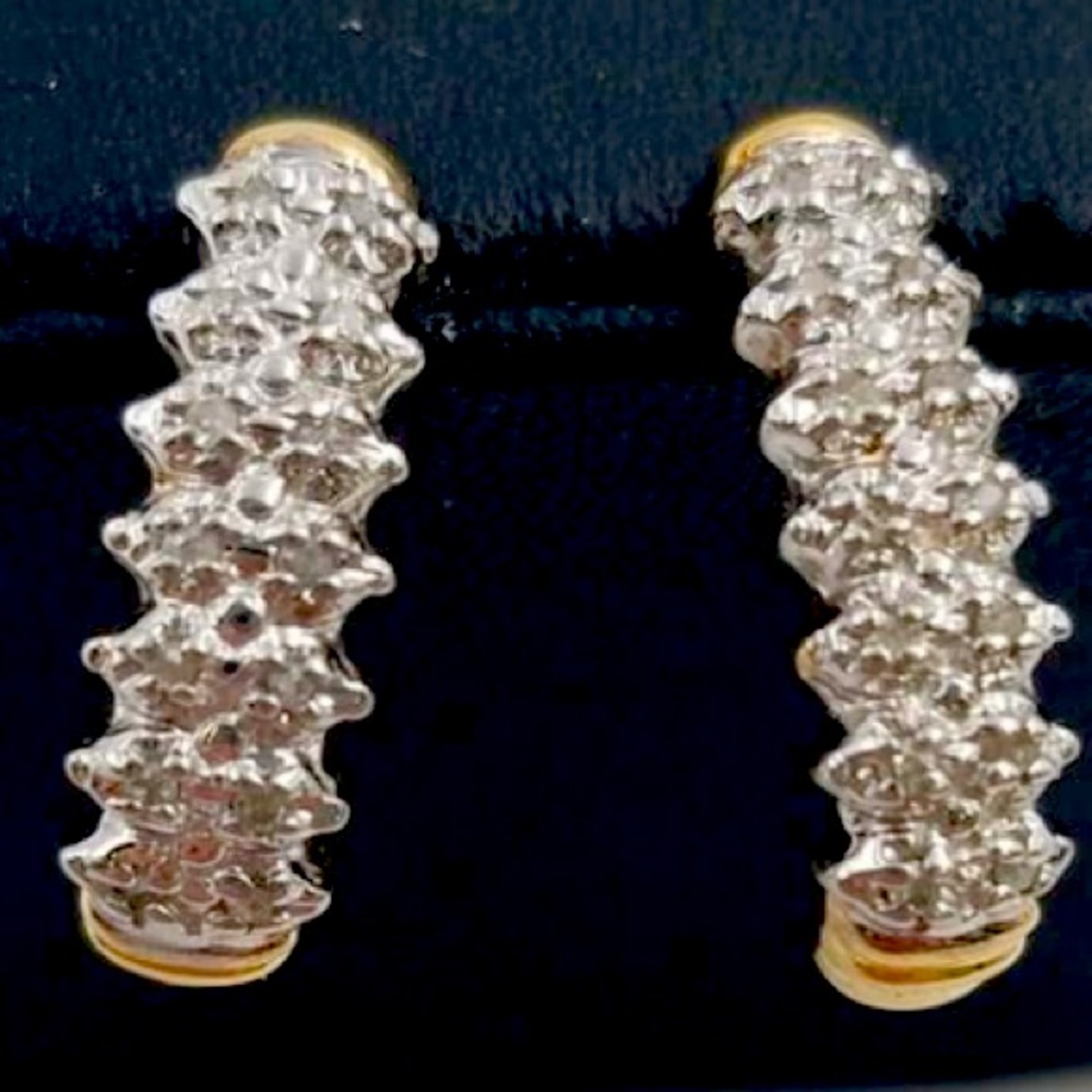 Gorgeous Preloved Solid 10k Double Row Diamond Ac… - image 1